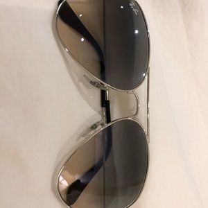 Ray ban aviator sunglasses